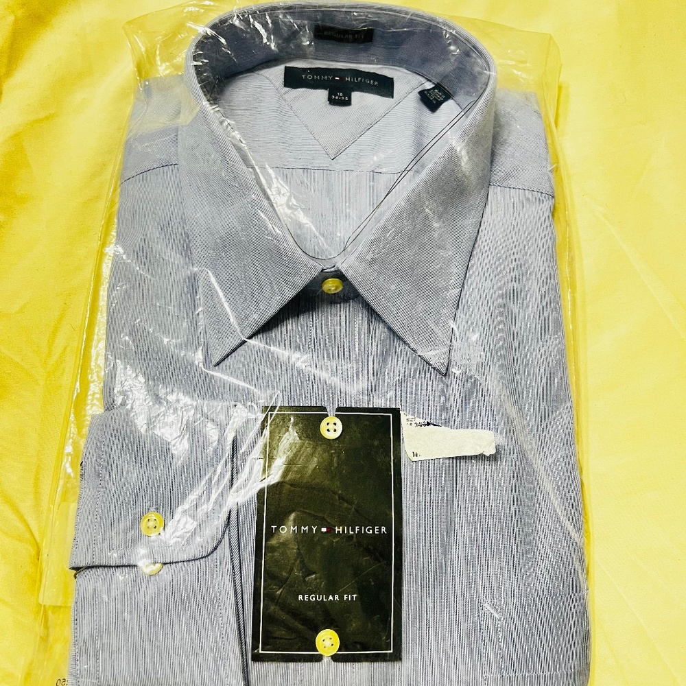 Tommy Hilfiger Men’s blue dress shirt
